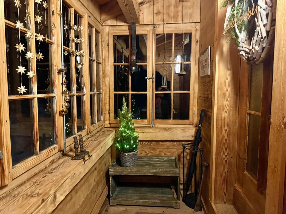Wood, Interior Design, Lighting, Ceiling, Wood Stain, Hardwood, Plank, Log Cabin, Light Fixture, Wood Flooring