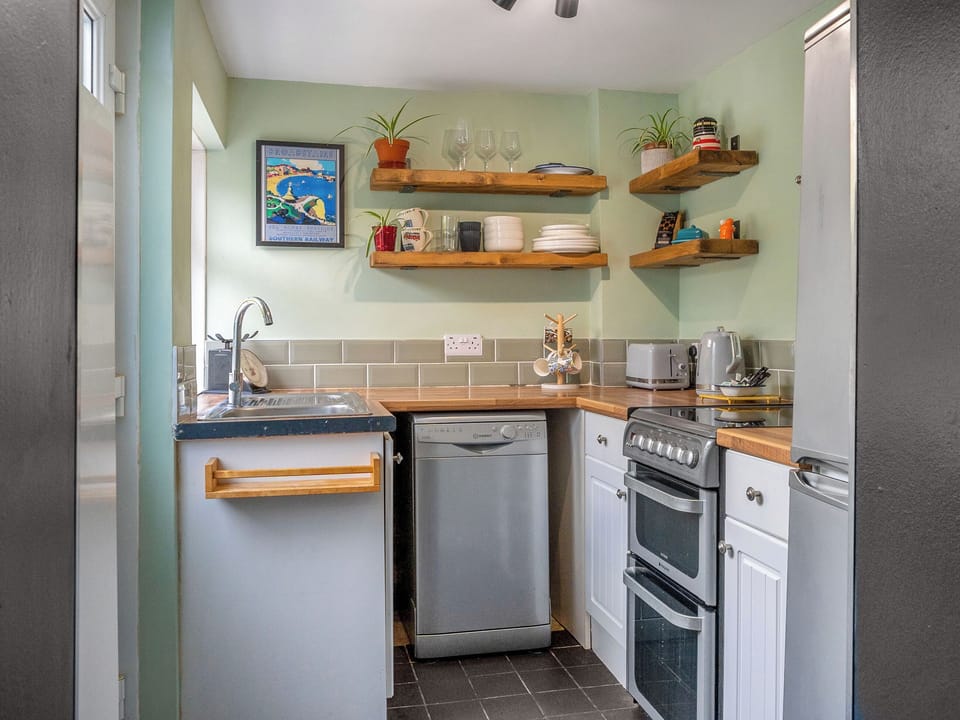Kitchen | McEnroe Cottage, Broadstairs