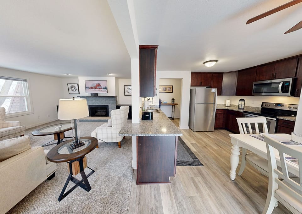 7cdb2851-b68c-4c50-bf38-d3fe12f459f4