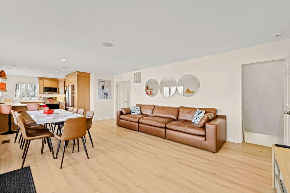 Lounge & Relax – A comfortable living space for gathering and unwinding.