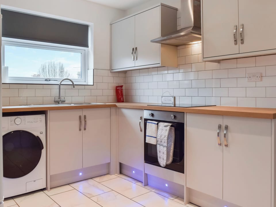 Kitchen | Apartment 3 - The Old Clubhouse, Newsome, near Huddersfield