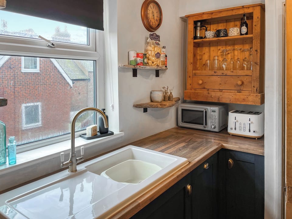 Kitchen | Harbourside Retreat, Whitby