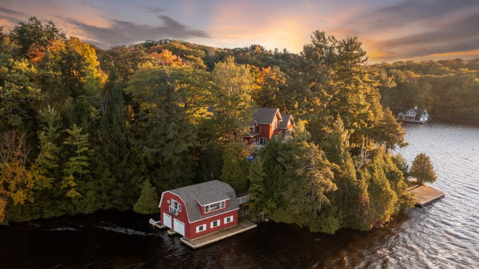 Segwun Sunset is located on a private point on Lake Muskoka