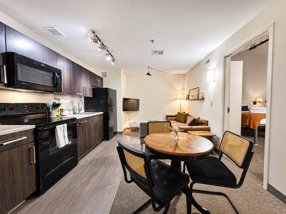 Whether it’s a quick coffee break or a slow dinner, this versatile space is built for your daily essentials