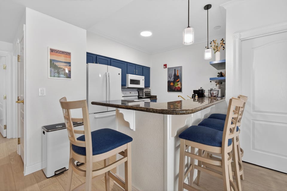 Kitchen Island Eating Area