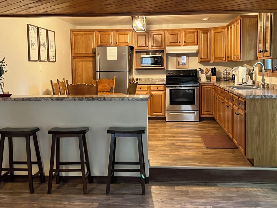 Large kitchen to eat in or Uber Eats in your meal.