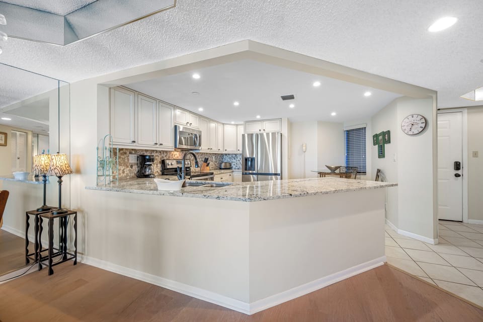 Fully equipped remodeled kitchen