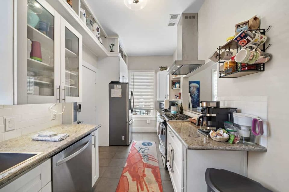 6-web-or-mls-726 Avenue H HDR-148