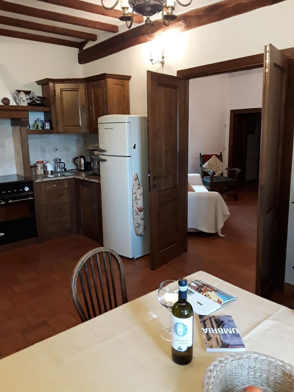 From the lounge into the kitchen /dining room