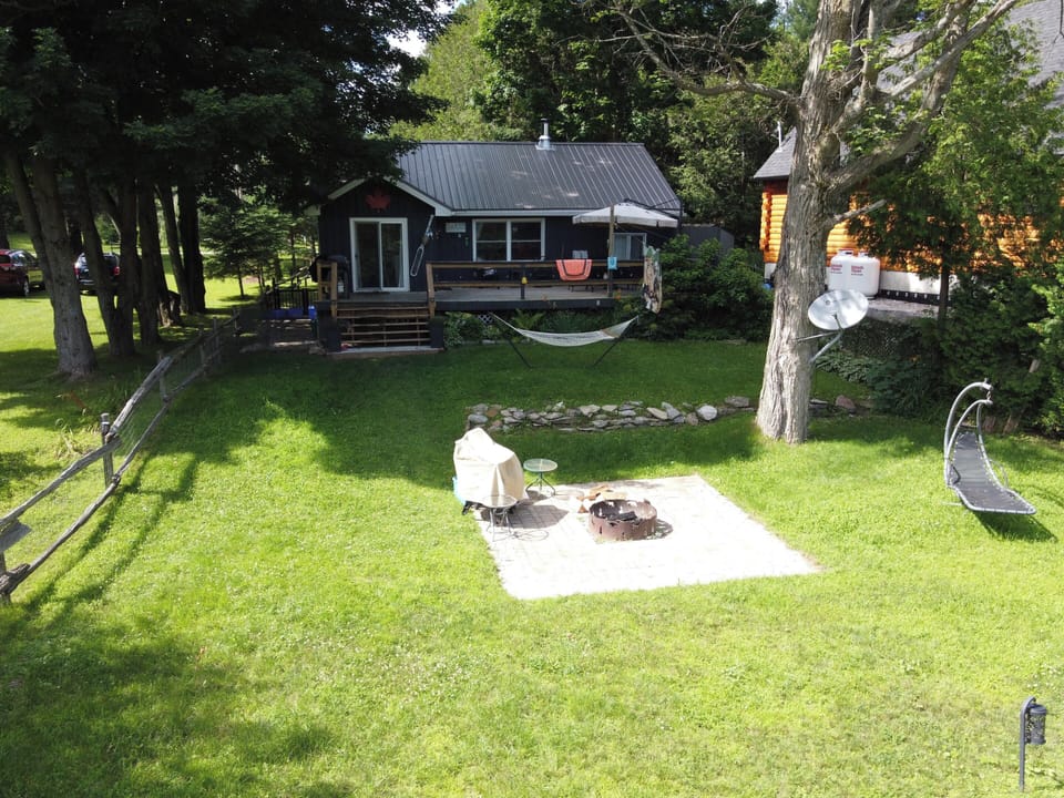 Waterside yard