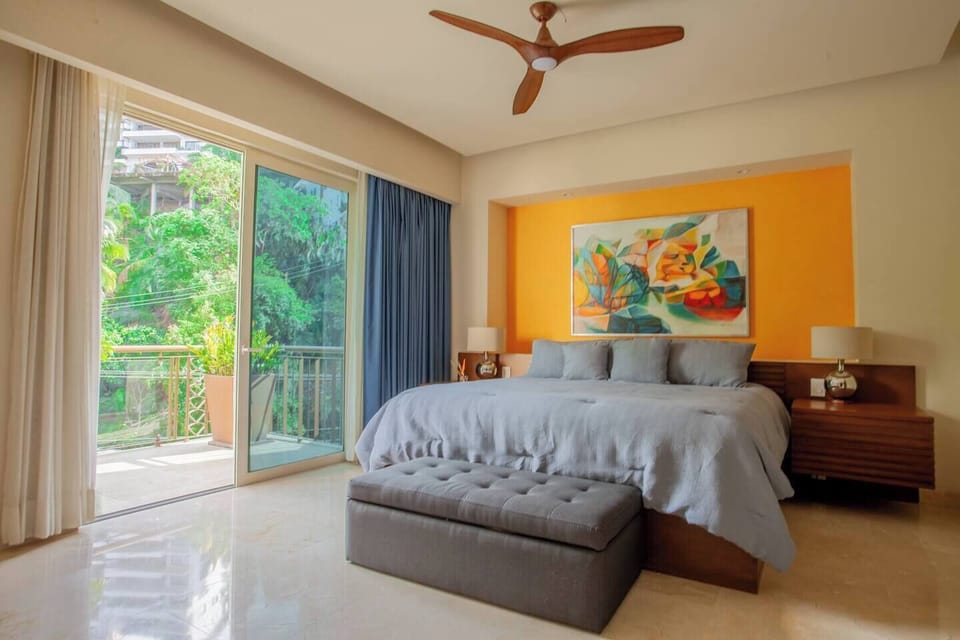 Master bedroom and balcony (1)