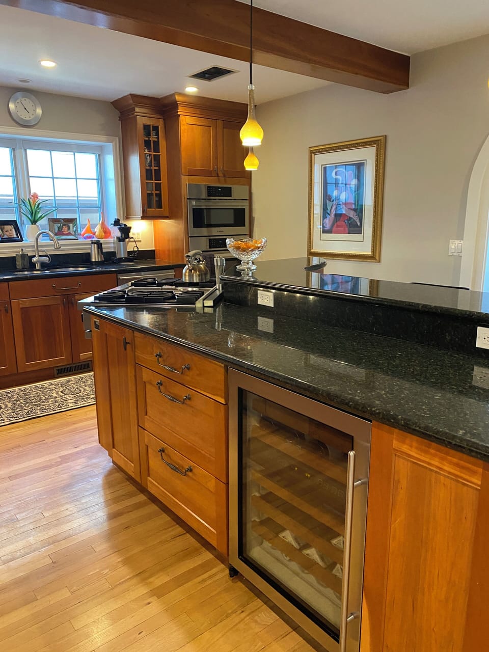 Wine refrigerator 