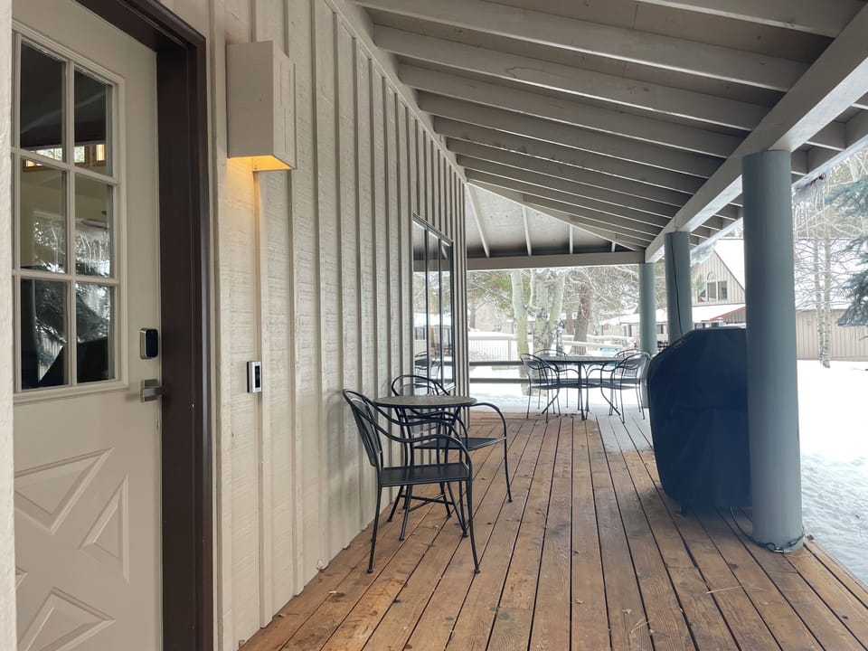 Outdoor dining