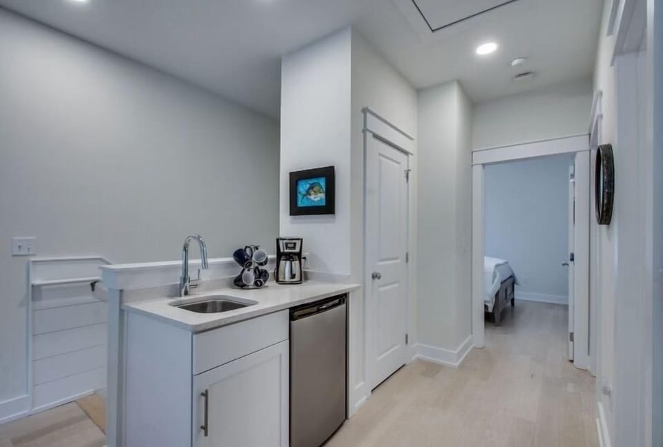 Convenient Upstairs 1/2 Kitchen