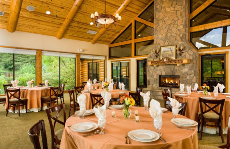 Banquet hall