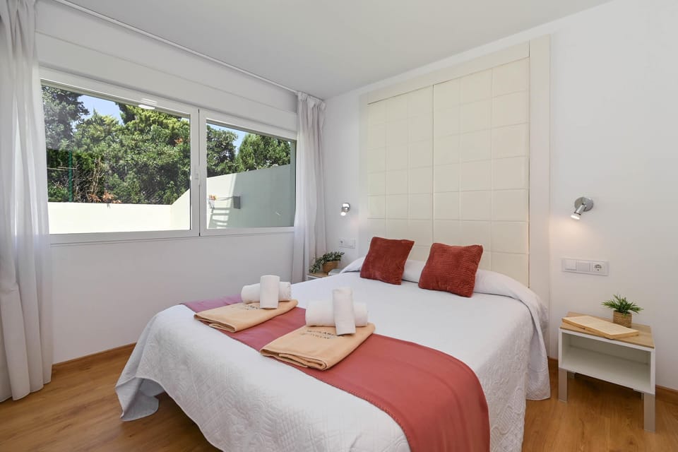 Master bedroom