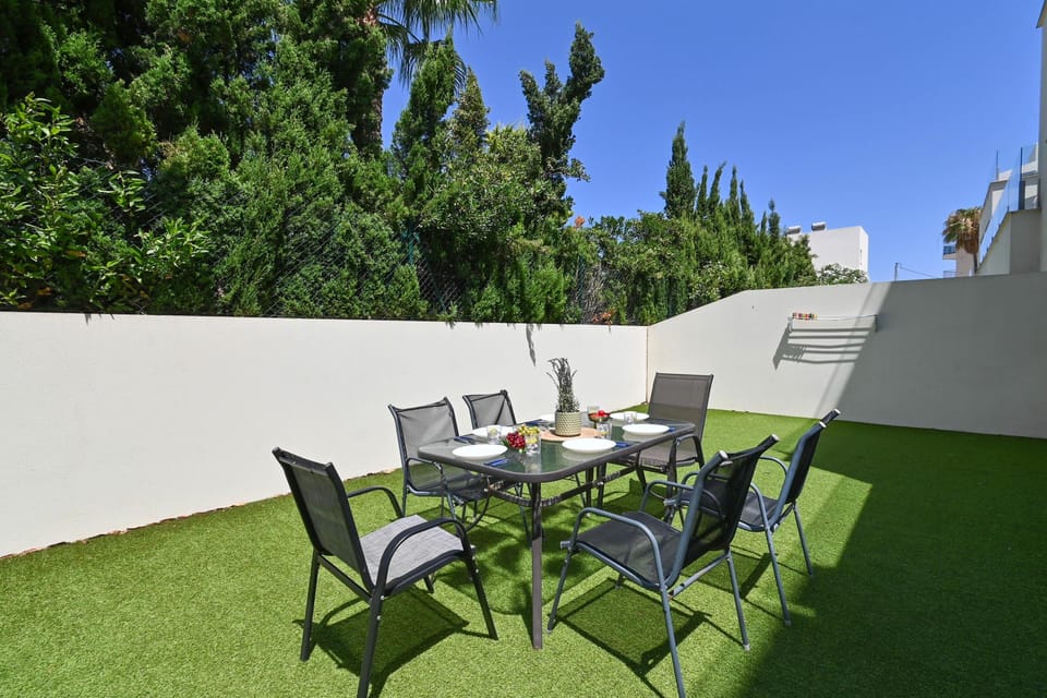 Outdoor dining area