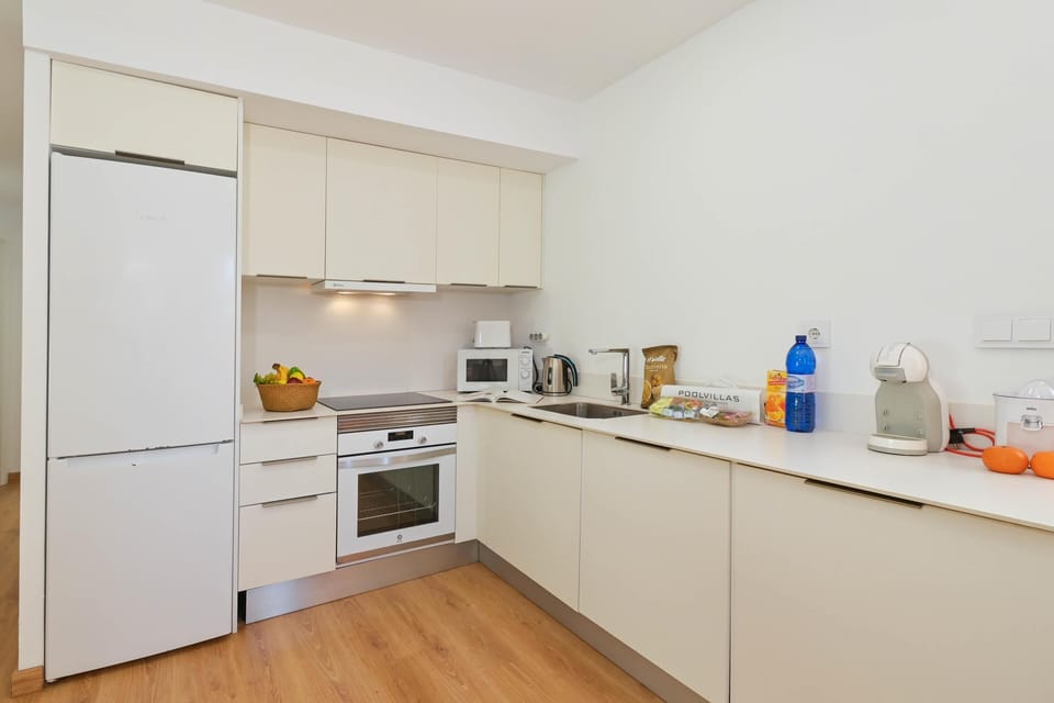 Open kitchen