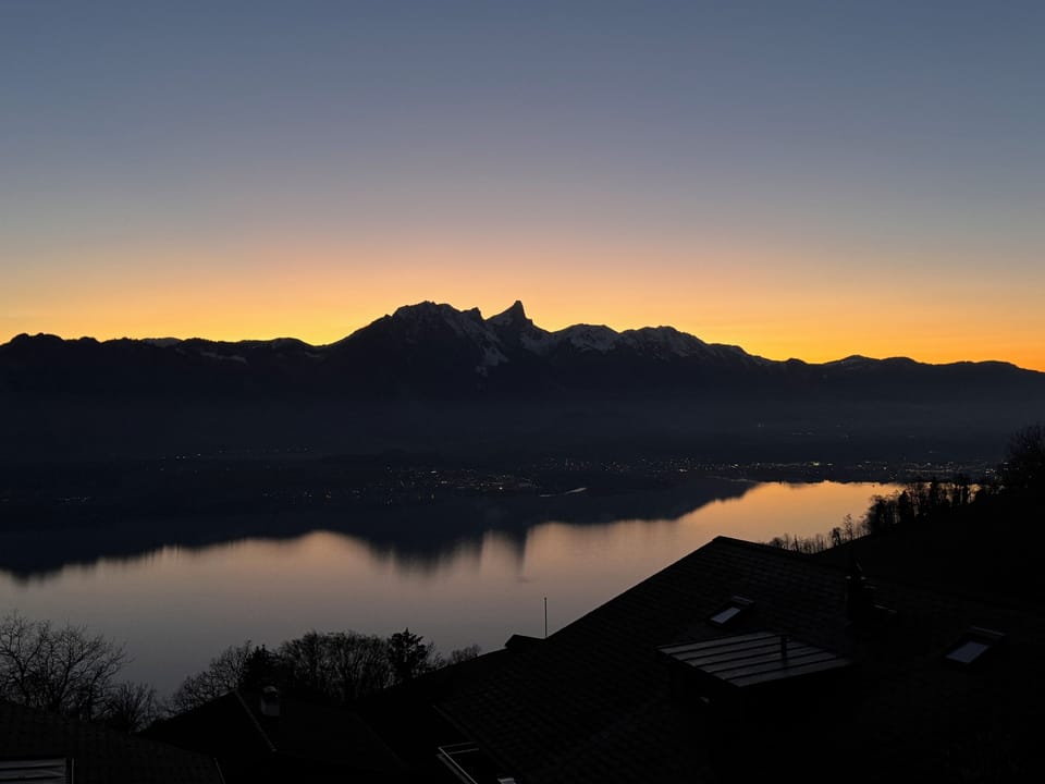 Stunning view to lake and mountains - evening mood - from balcony and livingroom