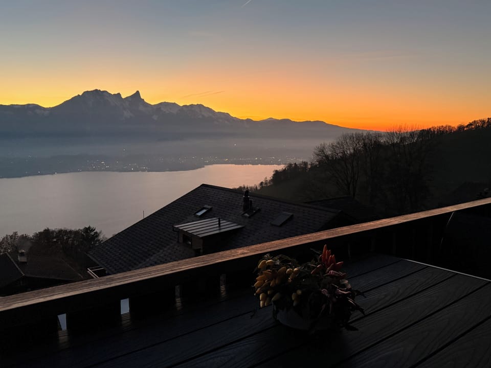 Stunning view to lake and mountains - evening mood - from balcony and livingroom