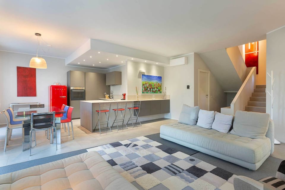 Casa Aurora - Meina, Lake Maggiore, Italy - NORTHITALY VILLAS Vacation rentals
