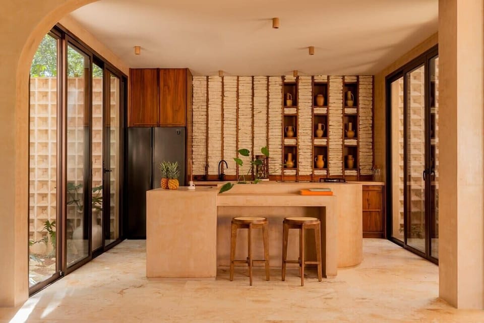 Unique kitchen with special finishes. Fully equipped and modern