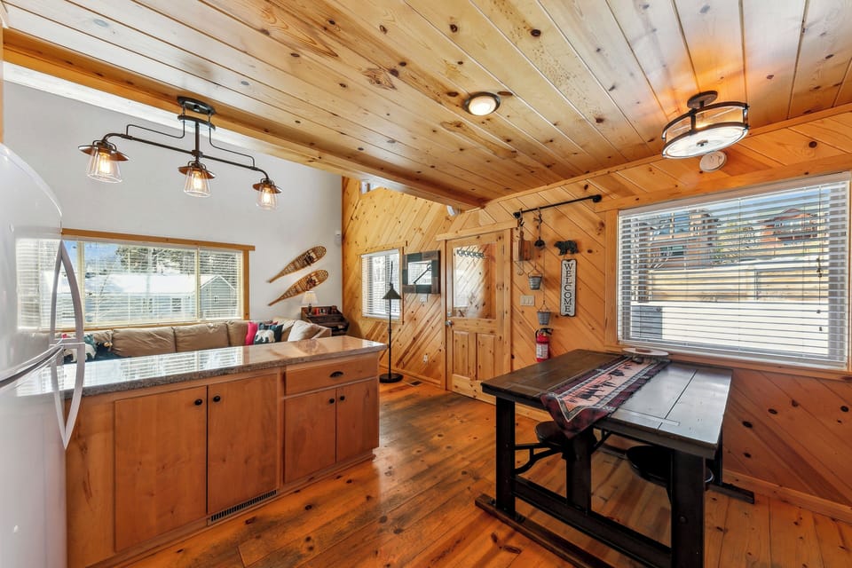 Welcome to cabin life in South Lake Tahoe