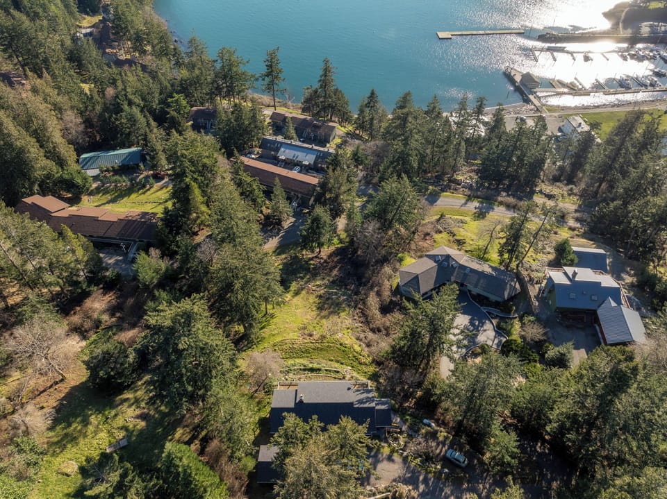 372B Cascade Way - Orcas Island Washington - 39