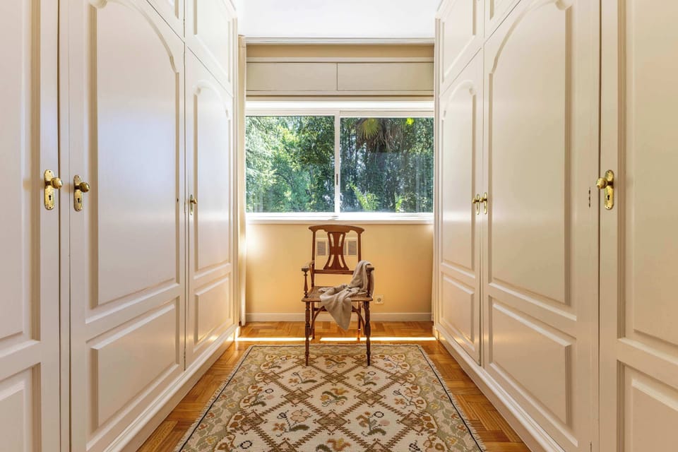 Olive Suite Walk-in Closet