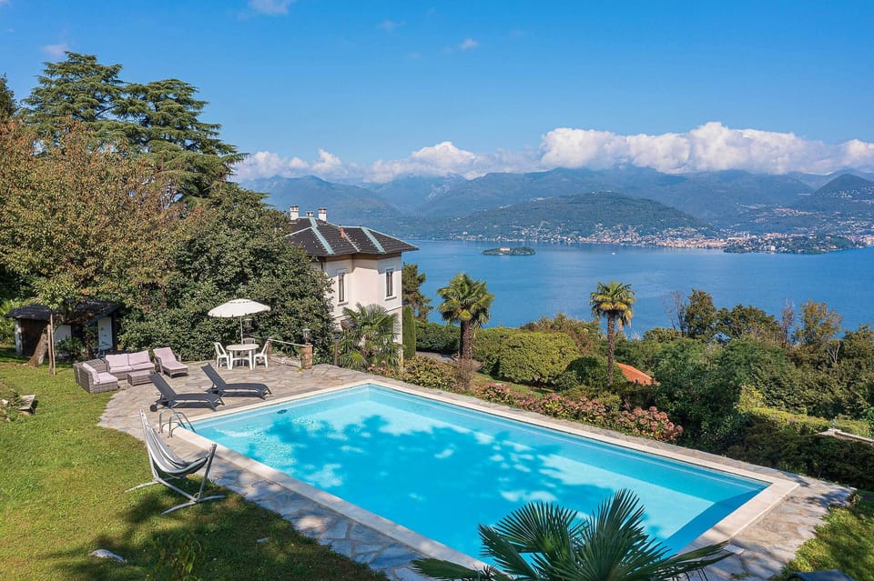 Villa La Brisina - Stresa, Lake Maggiore - by NORTHITALY VILLAS Vacation rentals