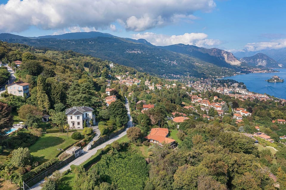 Villa La Brisina - Stresa, Lake Maggiore - by NORTHITALY VILLAS Vacation rentals