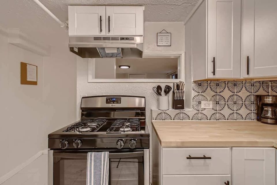 Enjoy the stainless steal appliances and countertop space
