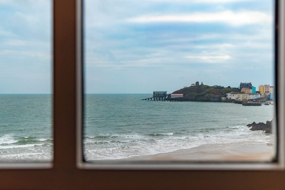 Direct Beach Access, Sea Views