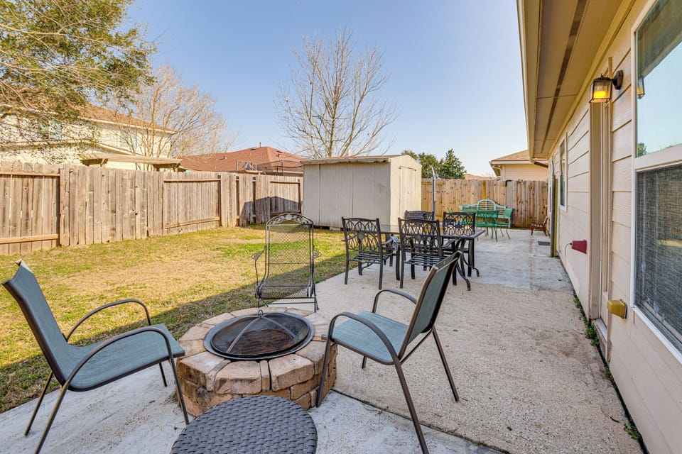 Fenced-In Yard | Furnished Patio | Charcoal Grill