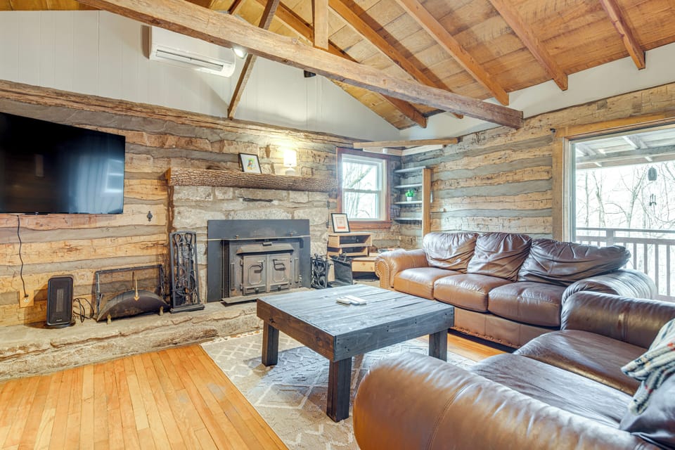 Maggie Valley Vacation Rental | 3BR | 2BA | 1,600 Sq Ft | Step-Free Access