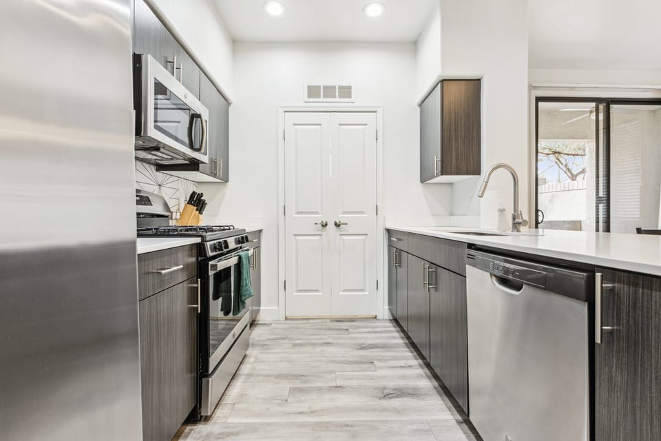 Fully equipped kitchen