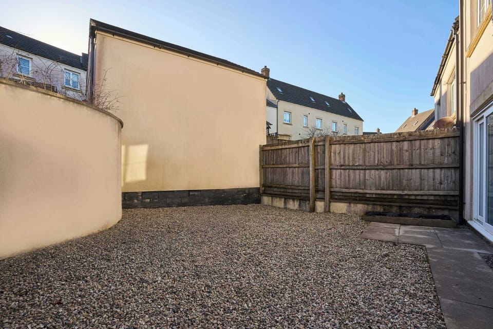 Honeycomb House, Launceston - Host & Stay