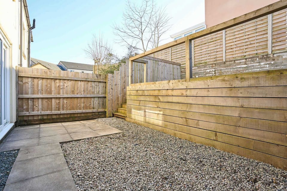 Hazelnut House, Launceston - Host & Stay