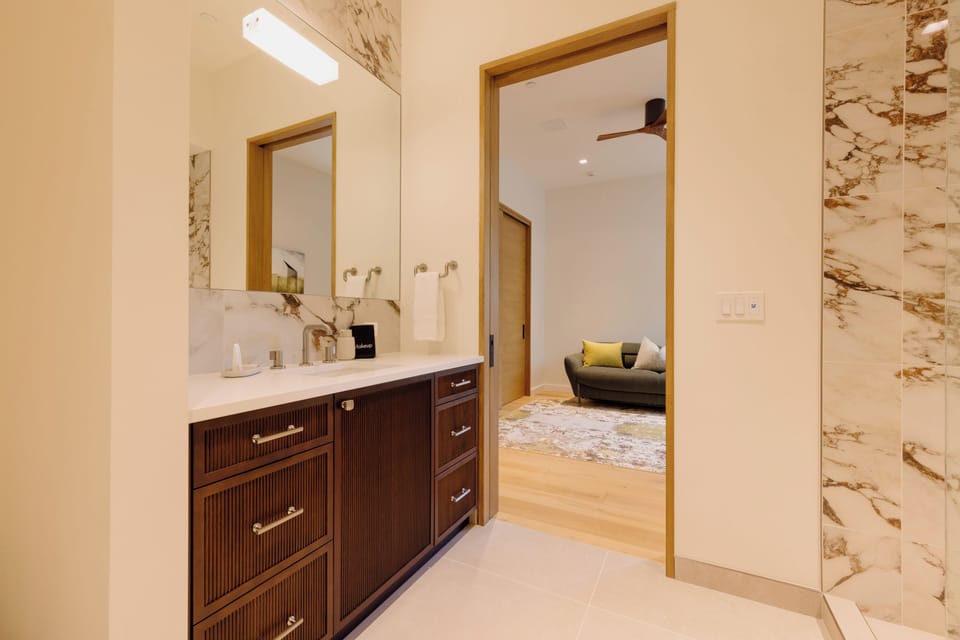 Bedroom Five - Office/Bedroom - Summer