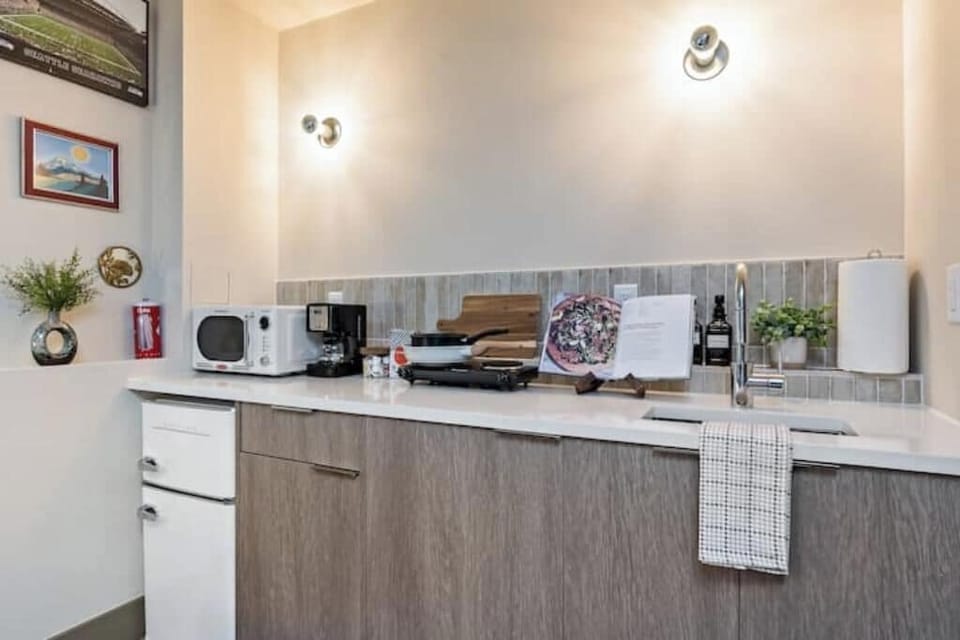Fully equipped with essentials, including a microwave and coffee maker!