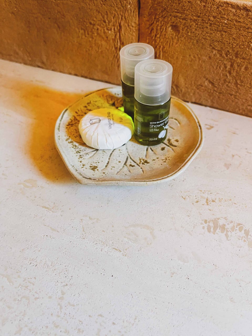 Bathroom amenities