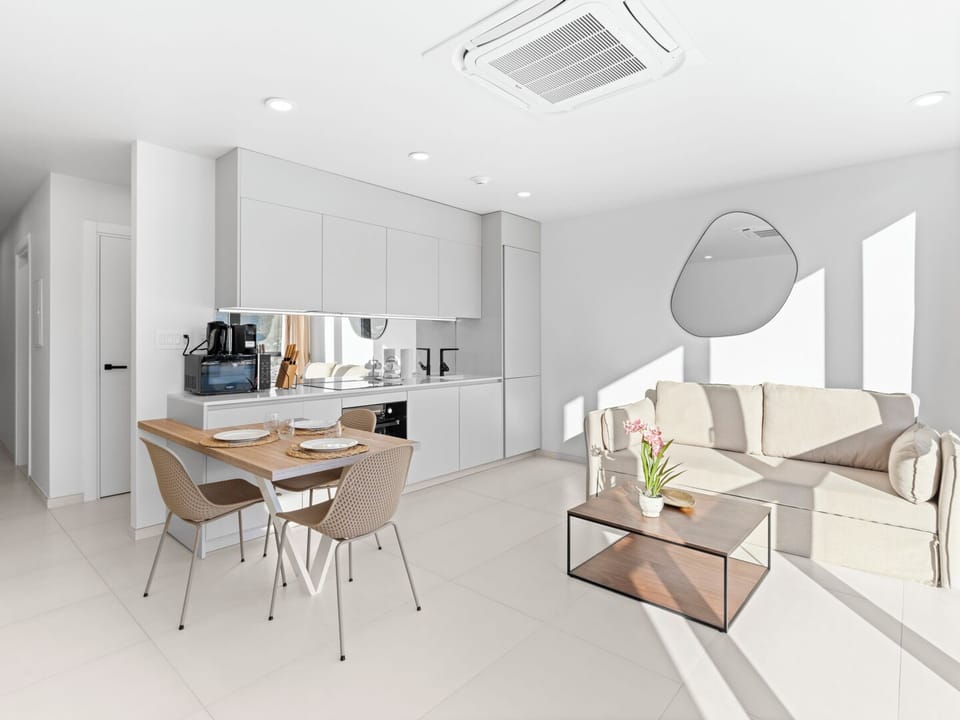 Living Room (2)