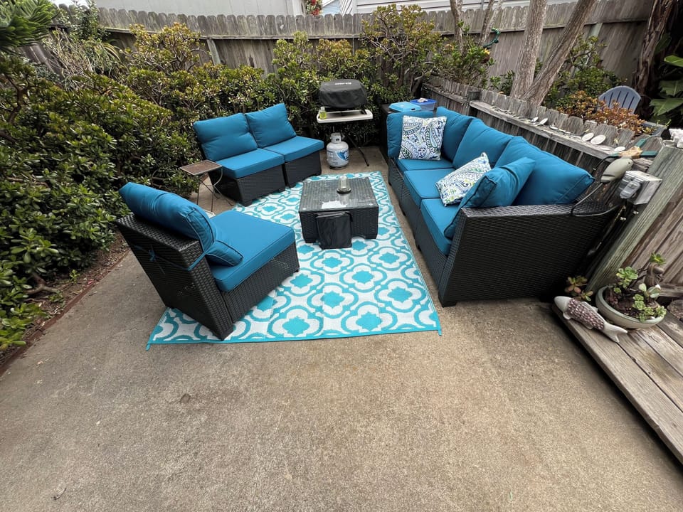 Your outdoor room to lounge.