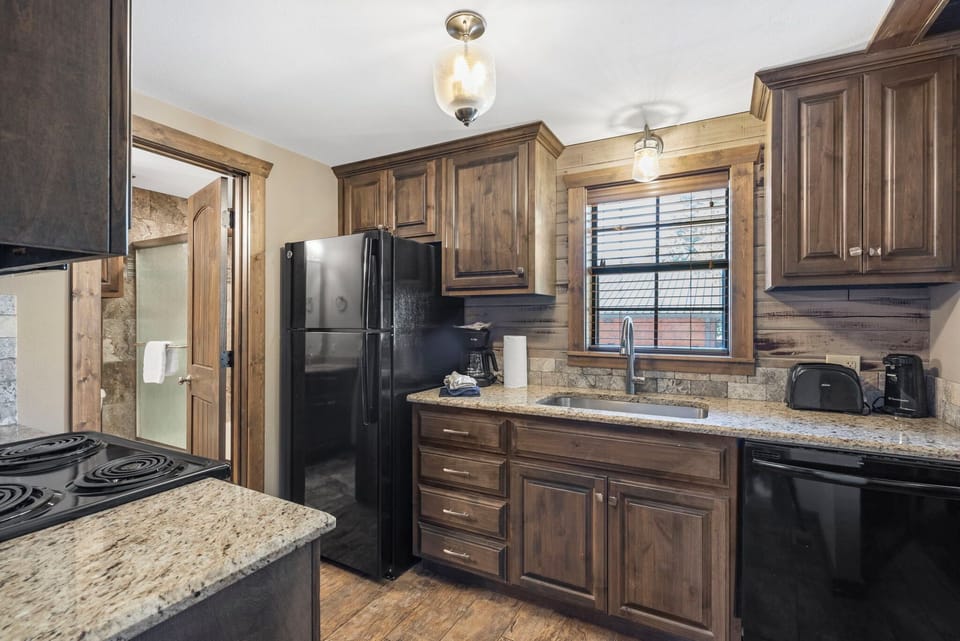 Full Kitchen with Major Appliances