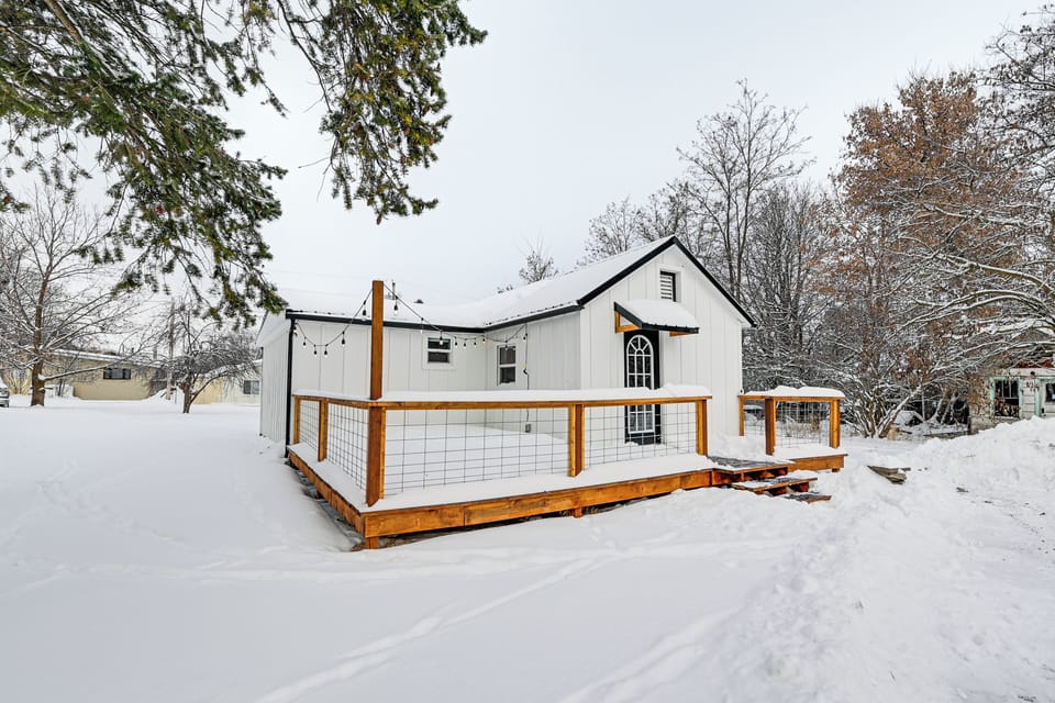 Polson Vacation Rental | 1BR | 1BA | 3 Steps to Enter | 950 Sq Ft