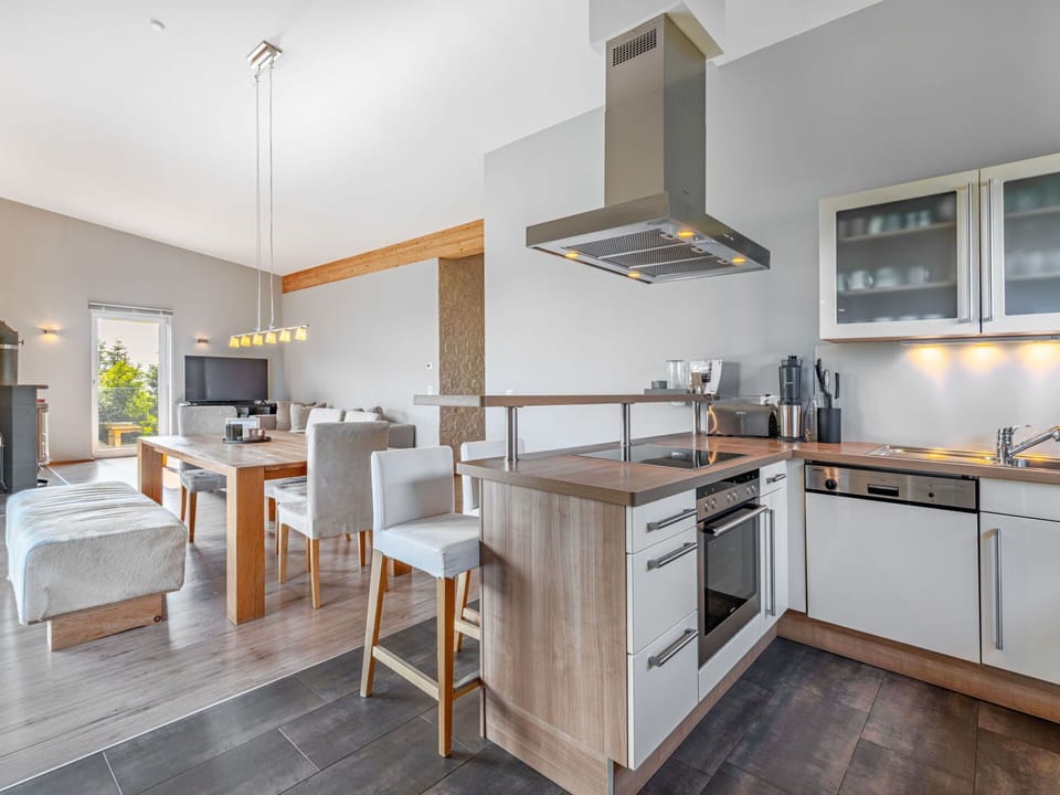 Furniture, Interior Design, Kitchen, Flooring, Countertop, Cabinetry, Floor, Wood, Ceiling, Wood Flooring