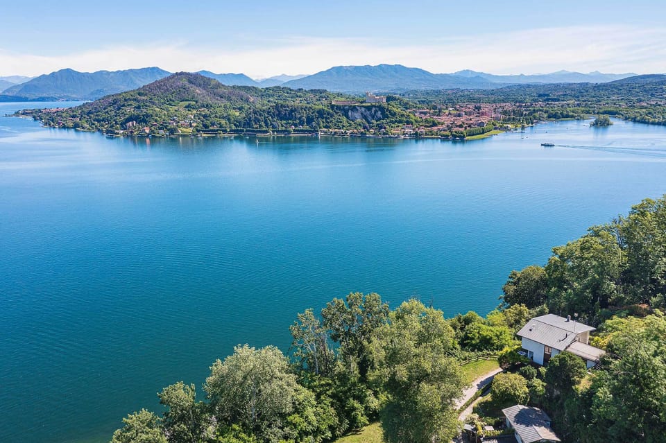 Villa La Rocca - Arona, Lake Maggiore - NORTHITALY VILLAS Vacation rental