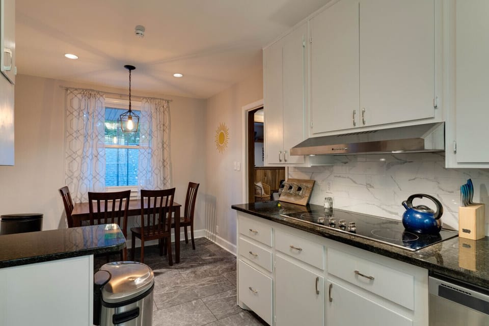 Fully equipped cooking space that keeps you connected to the dining area.