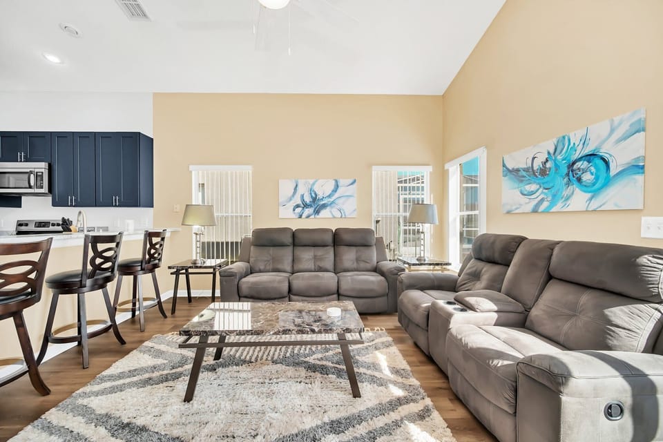 Bright and Inviting Living Area