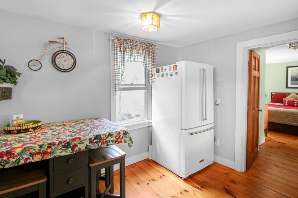 Kitchen seating